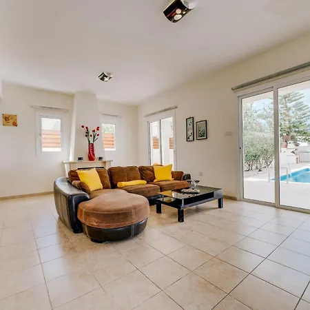 Villa Nikol *